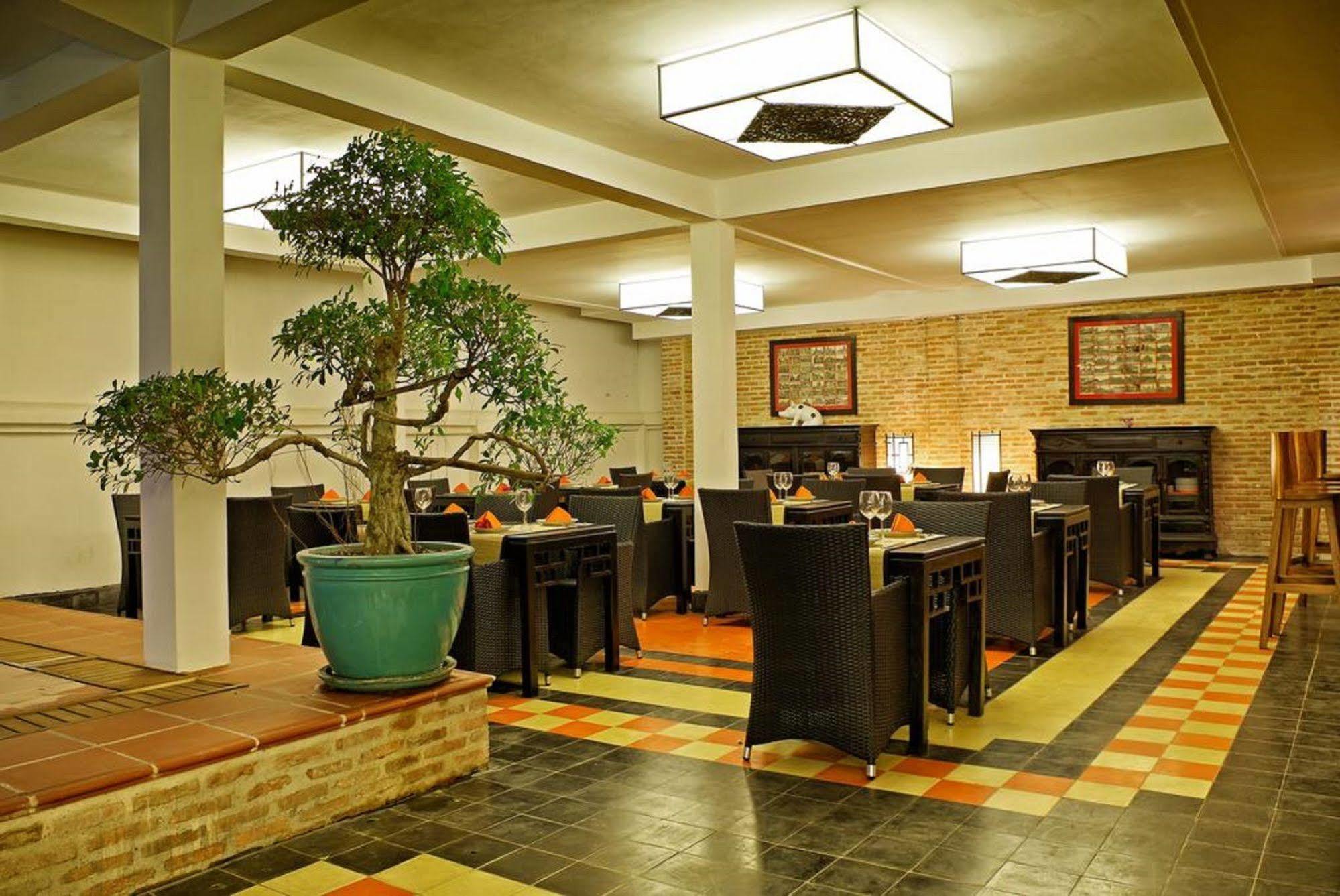 Villa Silk Road Hotel 프놈펜 외부 사진